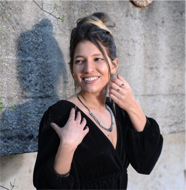 שרשרת עלים ראסטי כסופה